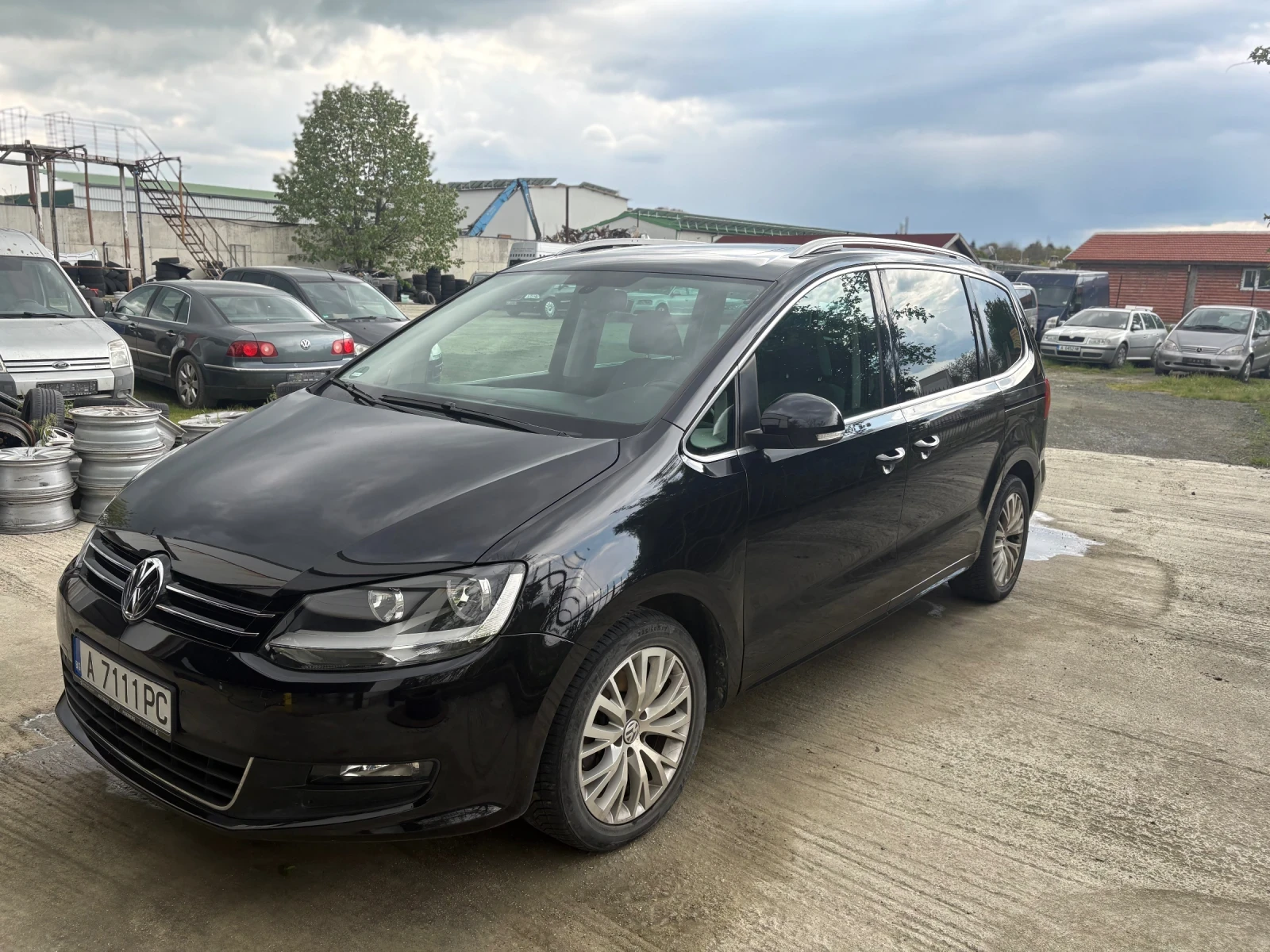 VW Sharan, снимка 2 - Автомобили и джипове - 54402169