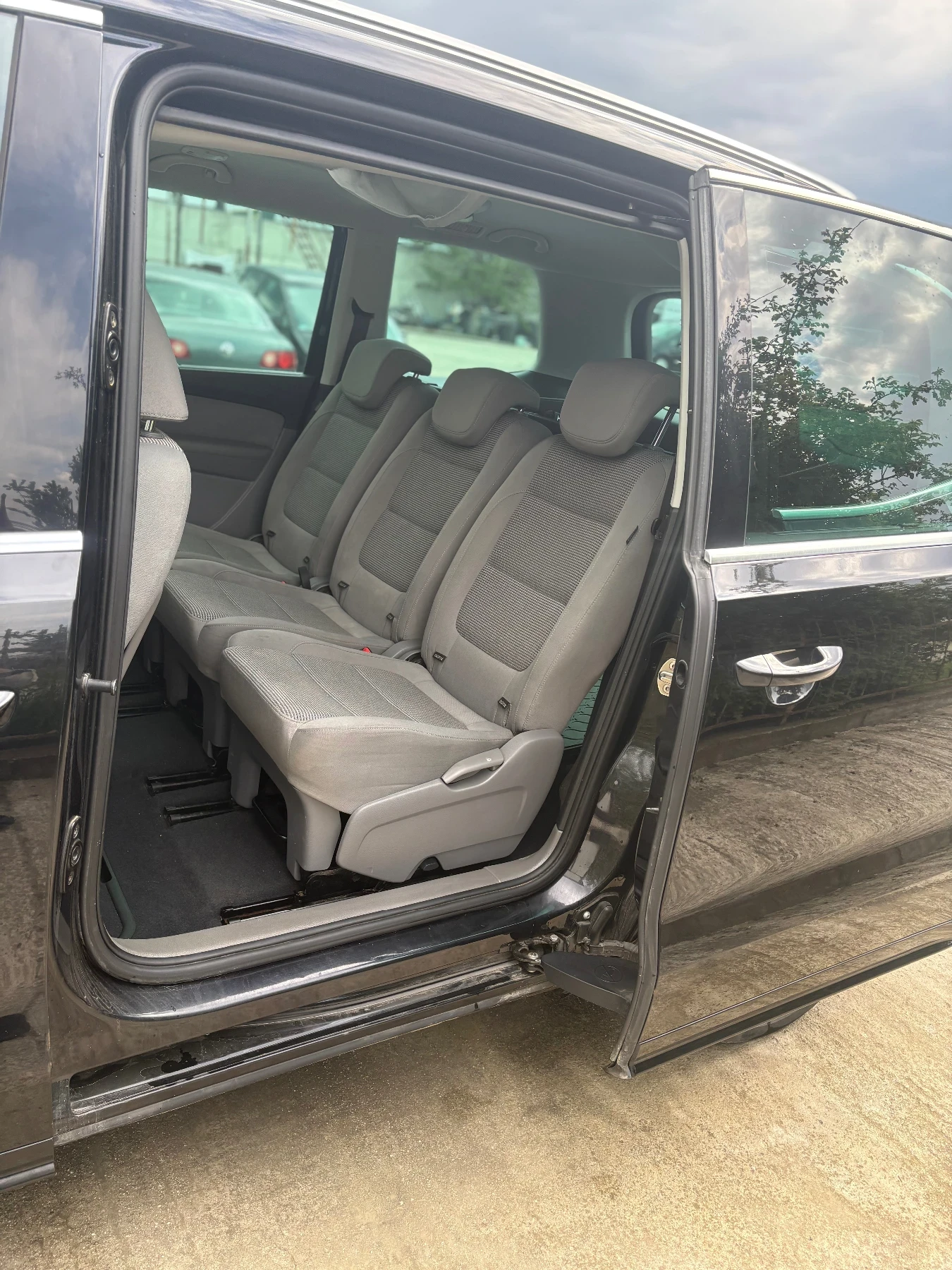 VW Sharan, снимка 14 - Автомобили и джипове - 54402169