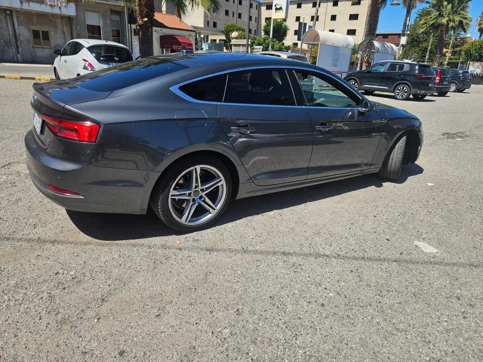 Audi A5 2.0TDI 190 кс Quattro Sline , снимка 3 - Автомобили и джипове - 54455187