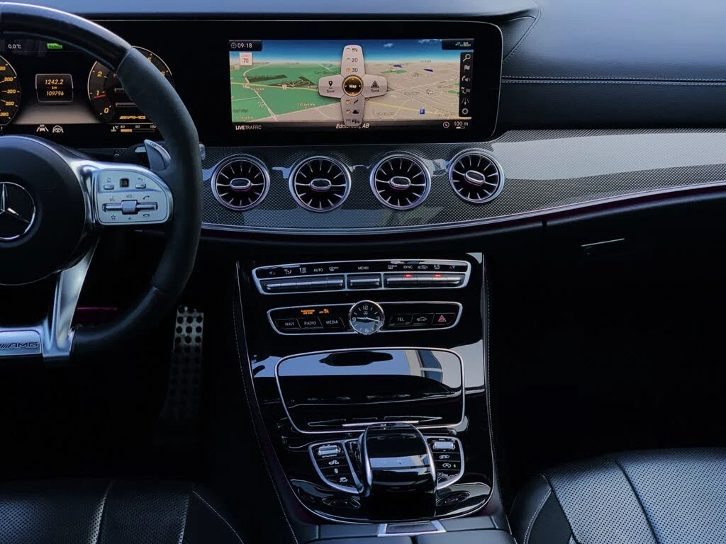 Mercedes-Benz CLS 53 AMG Carbon* Обдухване* 2 комплекта джанти с гуми, снимка 10 - Автомобили и джипове - 54688663