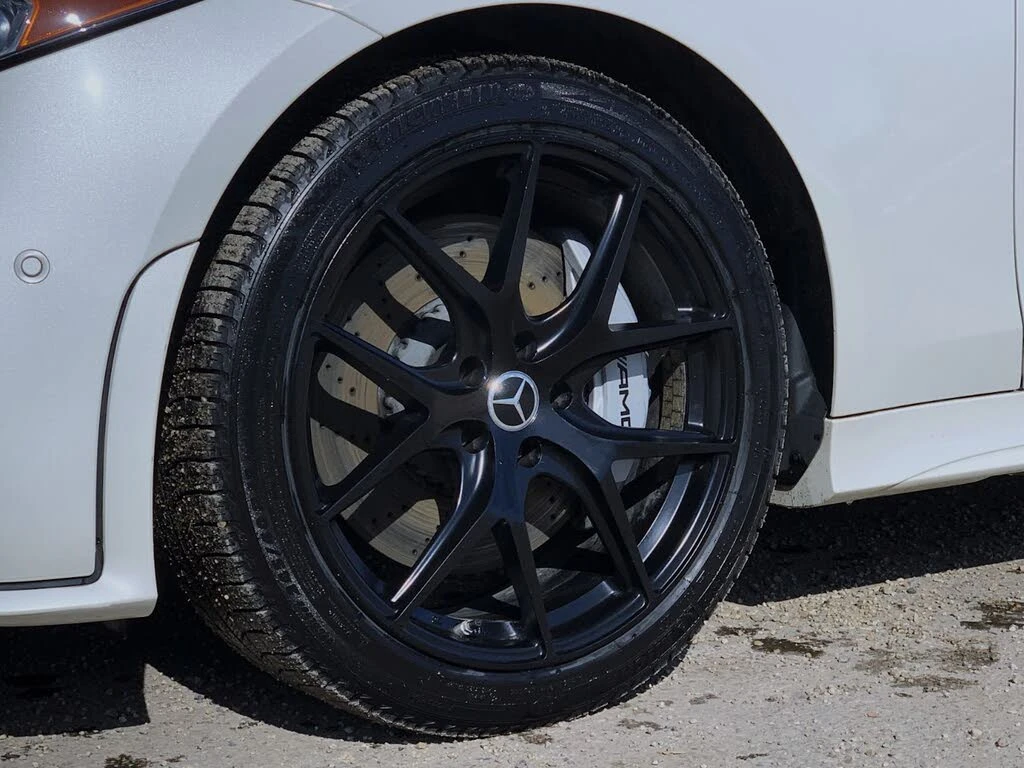Mercedes-Benz CLS 53 AMG Carbon* Обдухване* 2 комплекта джанти с гуми, снимка 4 - Автомобили и джипове - 54688663