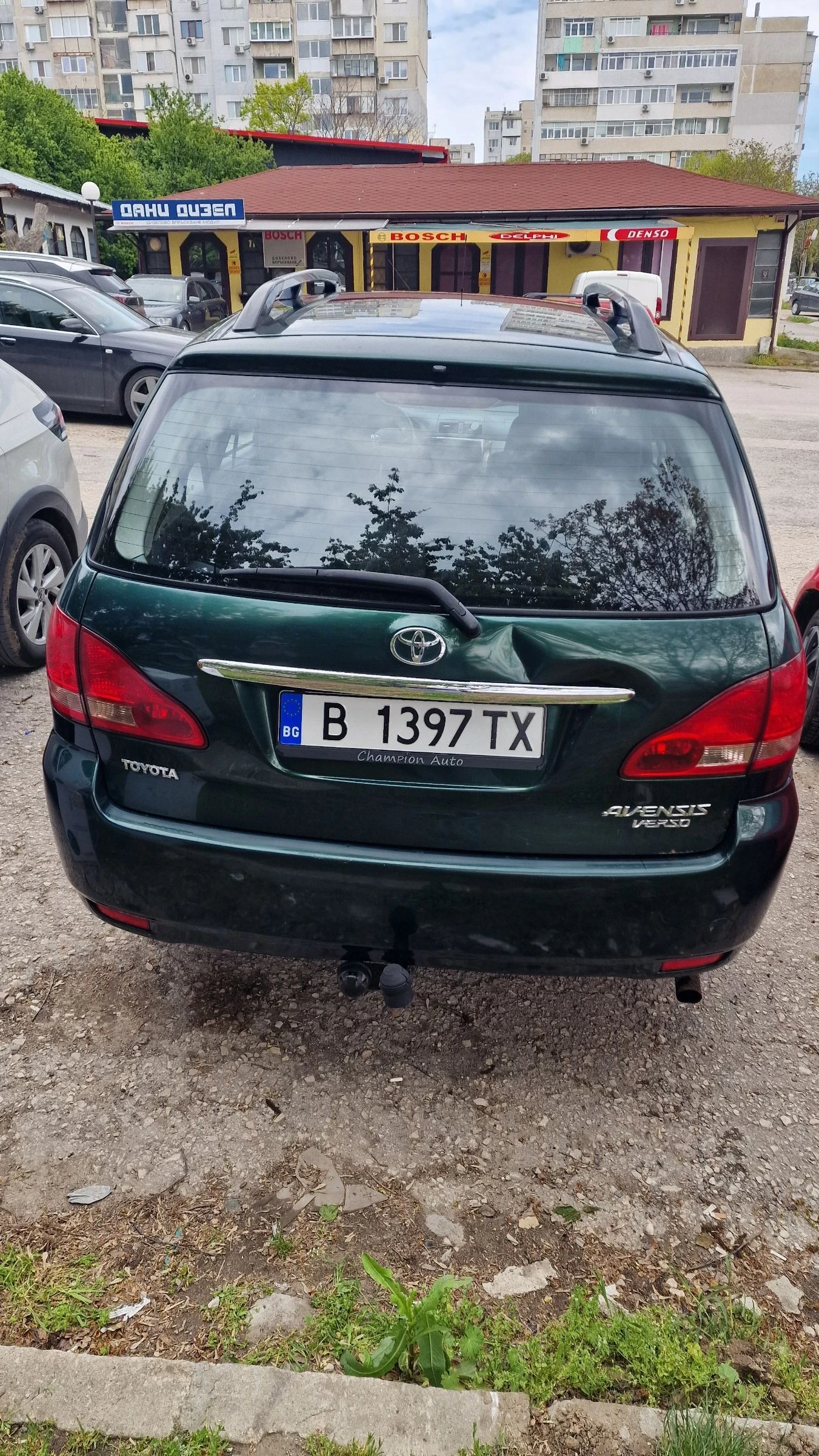 Toyota Avensis verso, снимка 10 - Автомобили и джипове - 54970735