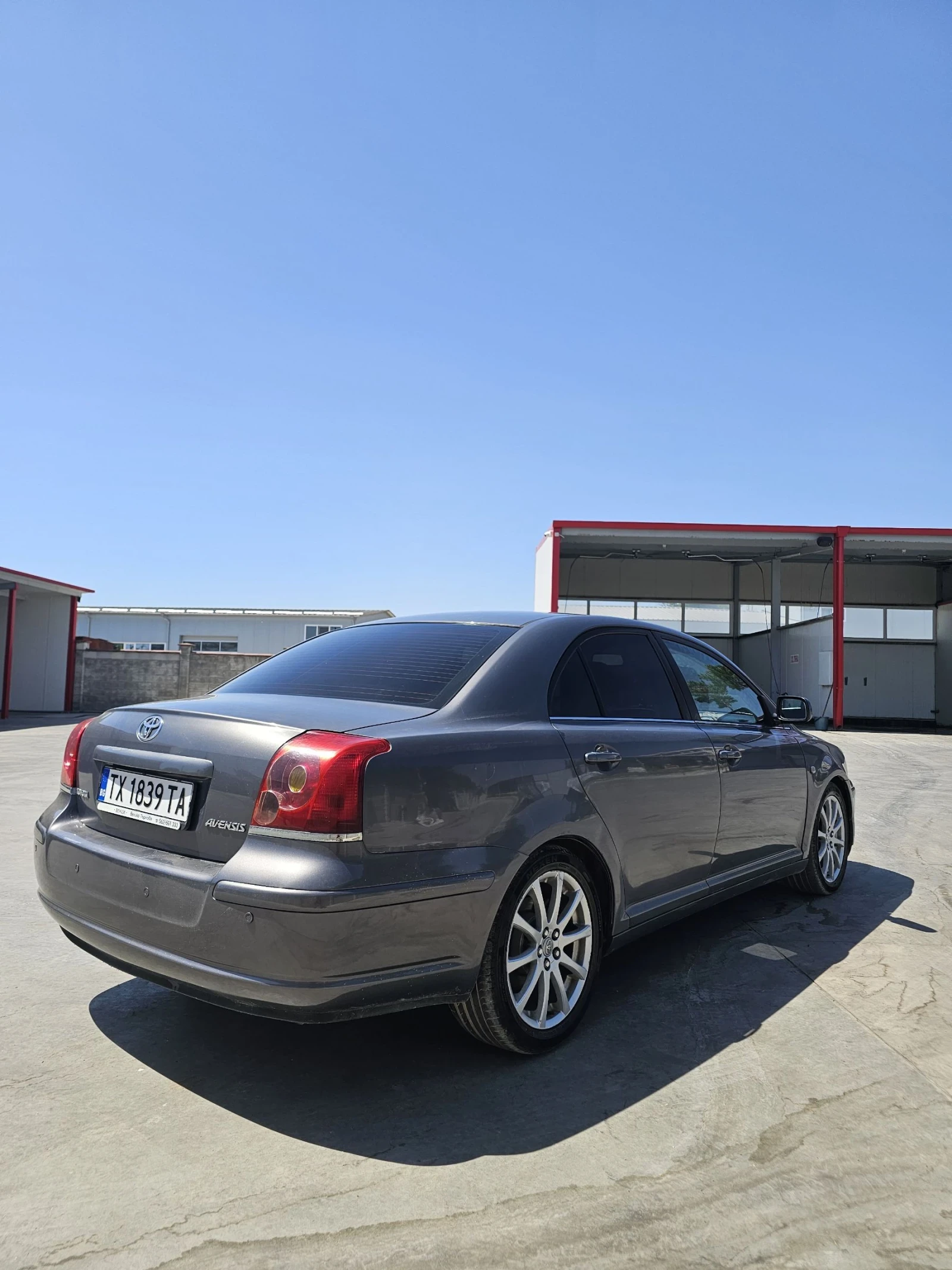 Toyota Avensis 1.8 VVti BRC ГАЗ, снимка 3 - Автомобили и джипове - 55078619