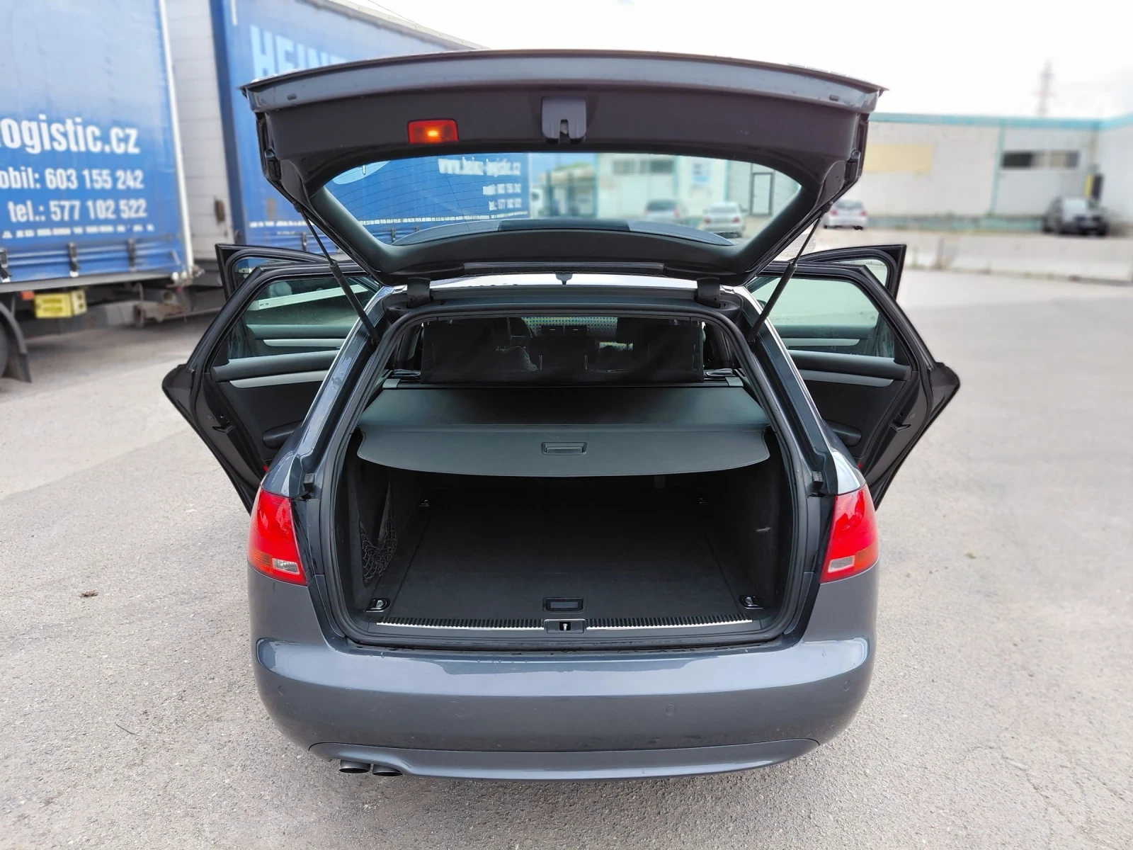 Audi A4 2.0 TDI /BMM, снимка 8 - Автомобили и джипове - 55125020
