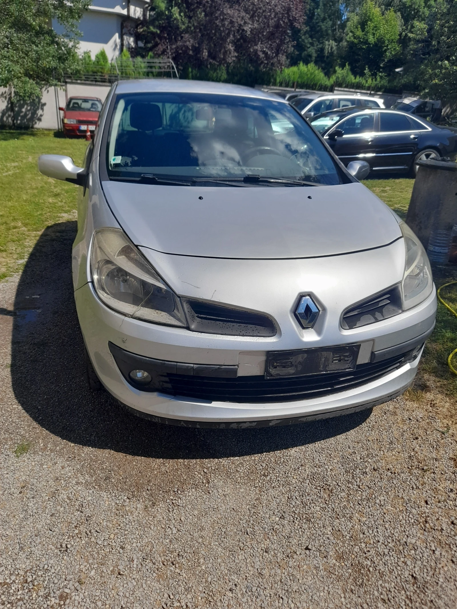 Renault Clio 1.2 16V НОВ ВНОС, снимка 2 - Автомобили и джипове - 55144407