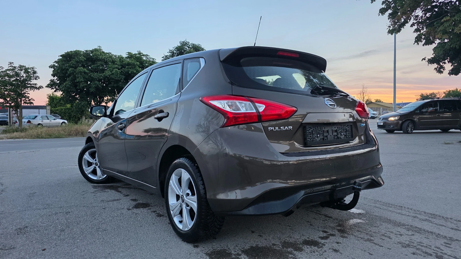 Nissan Pulsar КАТО НОВА, снимка 4 - Автомобили и джипове - 55658394