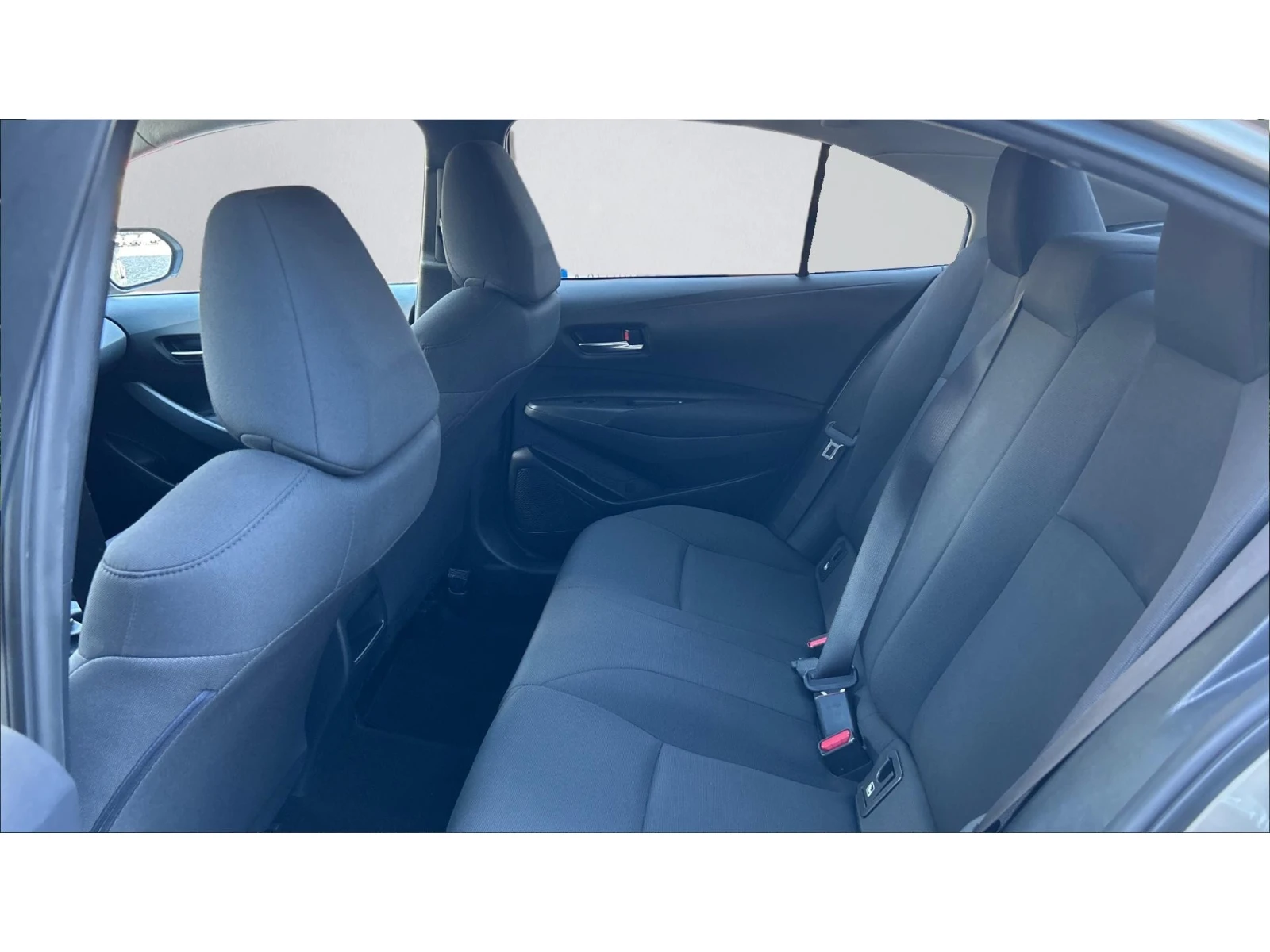 Toyota Corolla 1.5i M/T, Месечна вноска от 227  , снимка 11 - Автомобили и джипове - 56078830