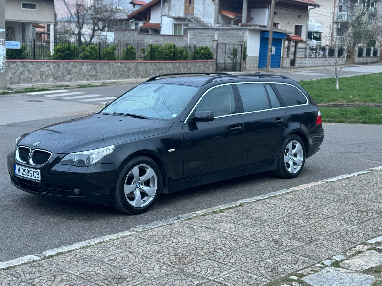 BMW 525, снимка 2 - Автомобили и джипове - 56609743