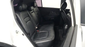 Kia Sportage 2.0D* ПОДГРЕВ ВОЛАН* КРАЙНА ЦЕНА, снимка 11