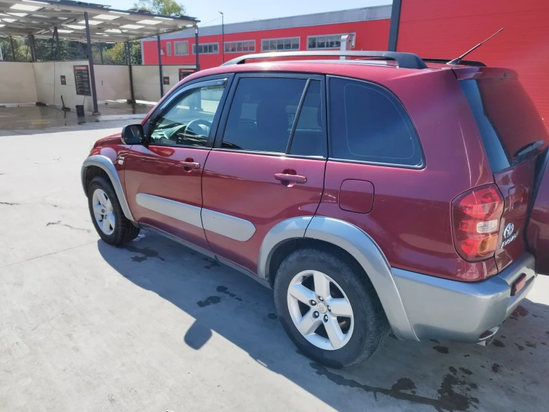 Toyota Rav4, снимка 4 - Автомобили и джипове - 49270315