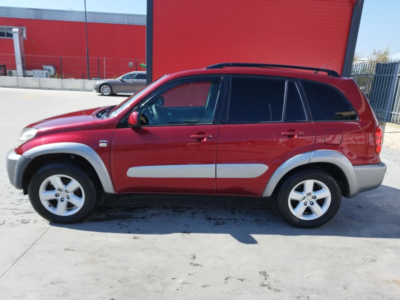 Toyota Rav4, снимка 2 - Автомобили и джипове - 49270315