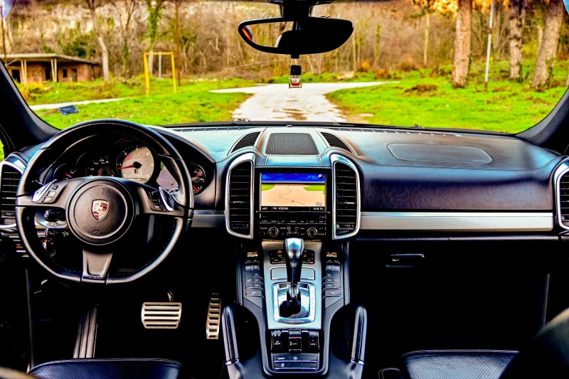 Porsche Cayenne 4.2 S /DISTRONIC /SPORT, снимка 10 - Автомобили и джипове - 52799117