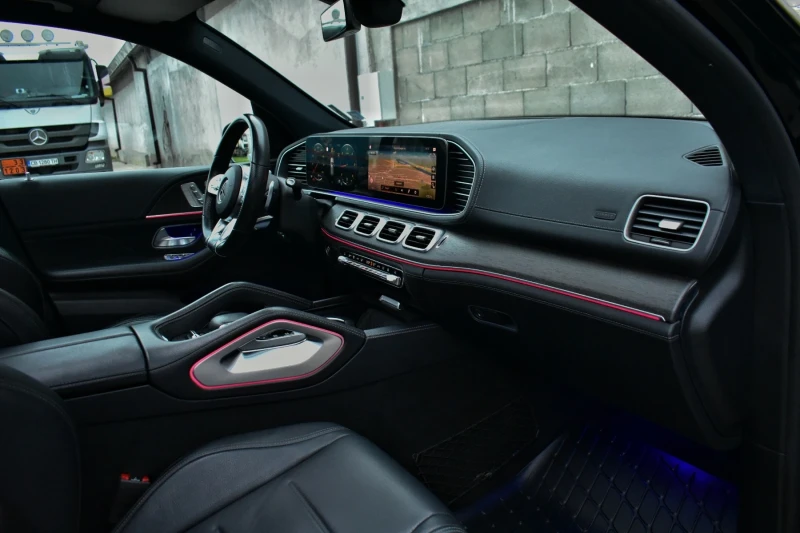 Mercedes-Benz GLE 400 AMG /Burmester, снимка 8 - Автомобили и джипове - 52859328
