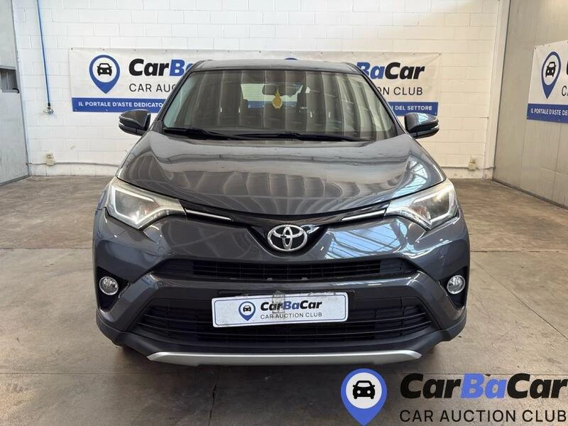 Toyota Rav4 2.0D 143к.с 6 Скорости 2WD, снимка 2 - Автомобили и джипове - 55904681