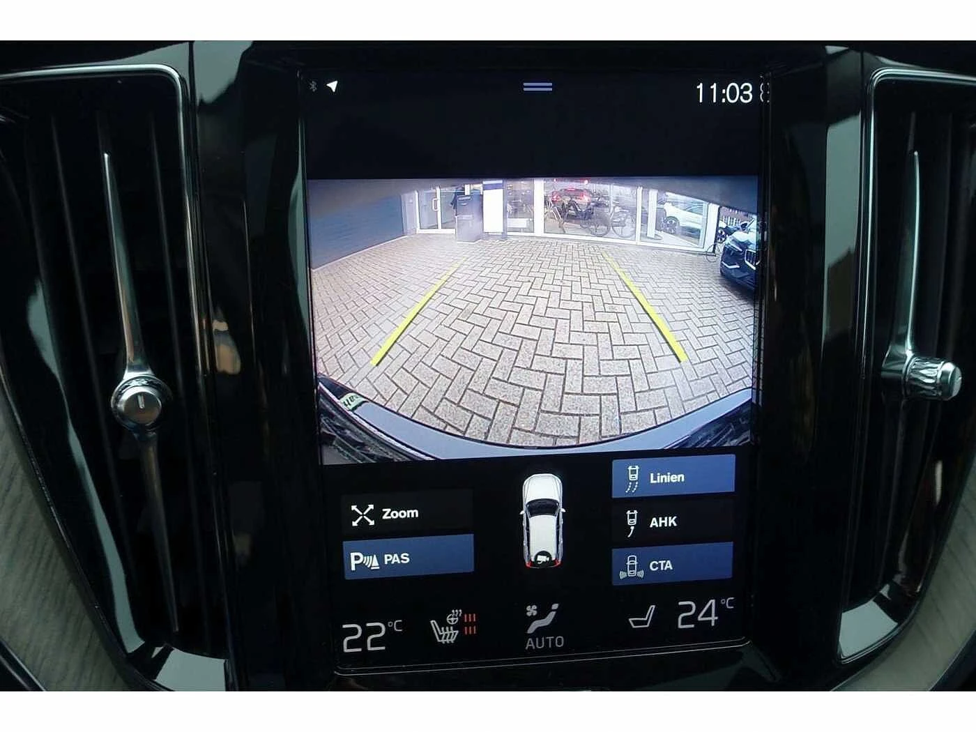 Volvo XC60 B5-PANO-H&K-AWD-INCRIPTION-Keyless-Head up | Mobile.bg   17