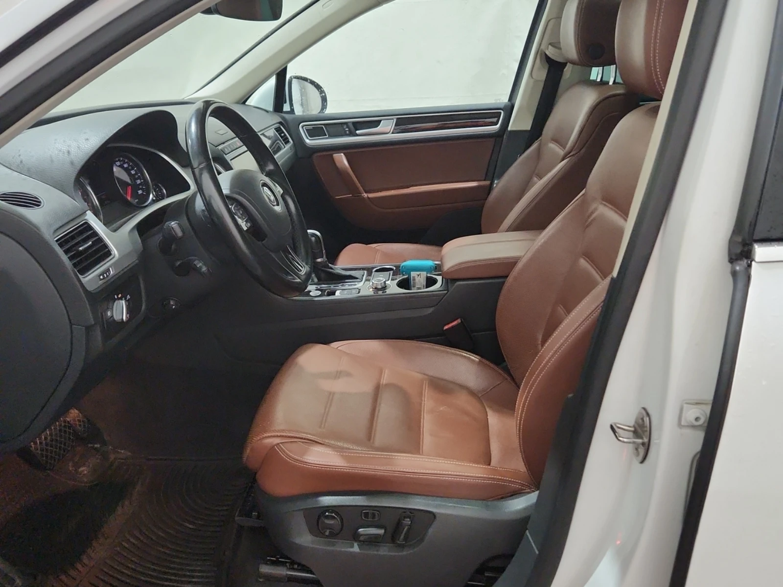 VW Touareg * EXECUTIVE * CARFAX * АВТОКРЕДИТ - изображение 10