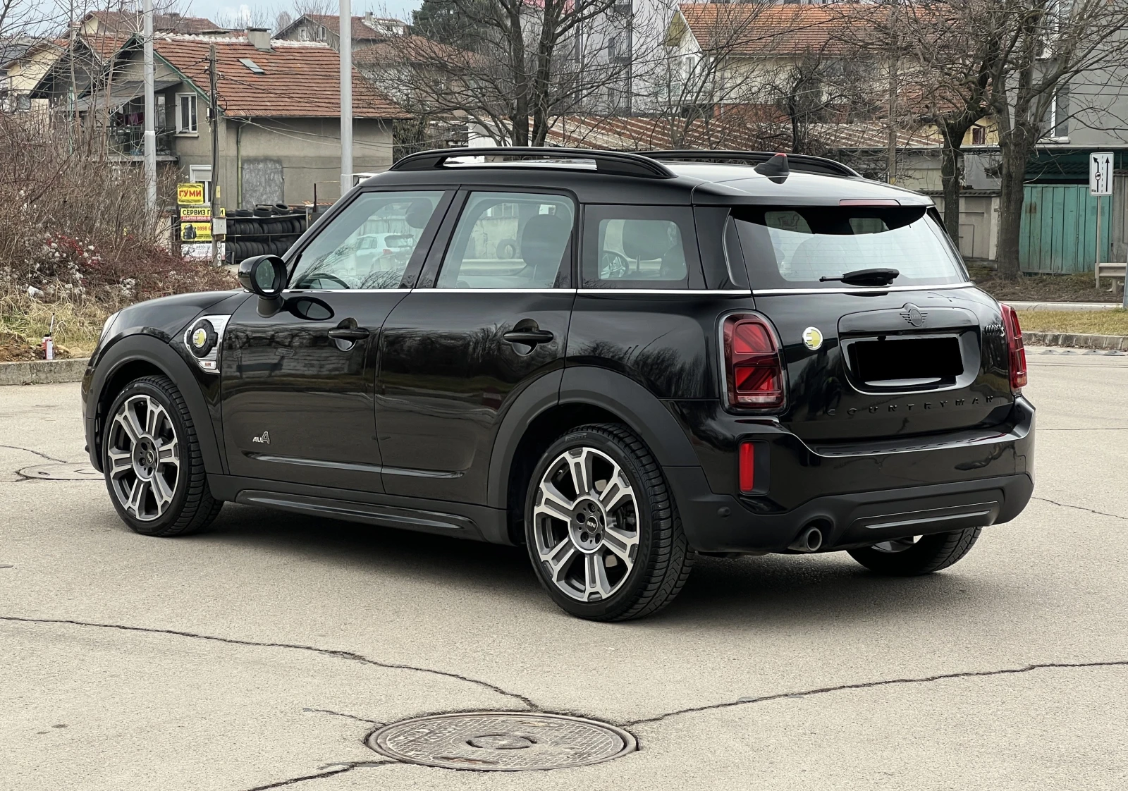 Mini Countryman SE ALL4/PLUG-IN/H&K/HEAD UP/PANO/CAMERA/ - изображение 4