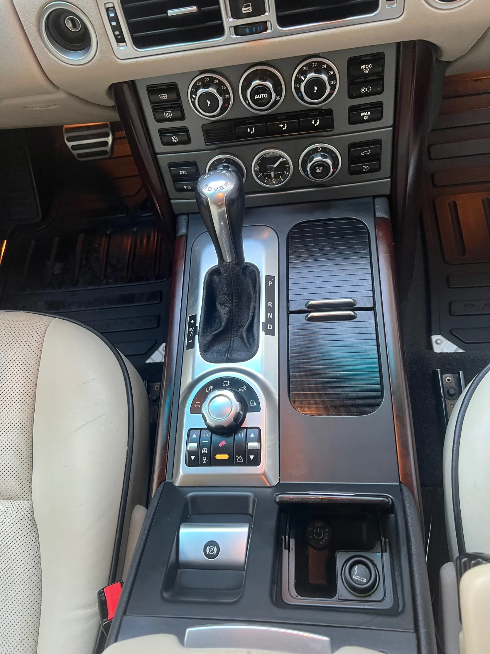 Land Rover Range rover Vogue 4.2 Supercharged - изображение 5