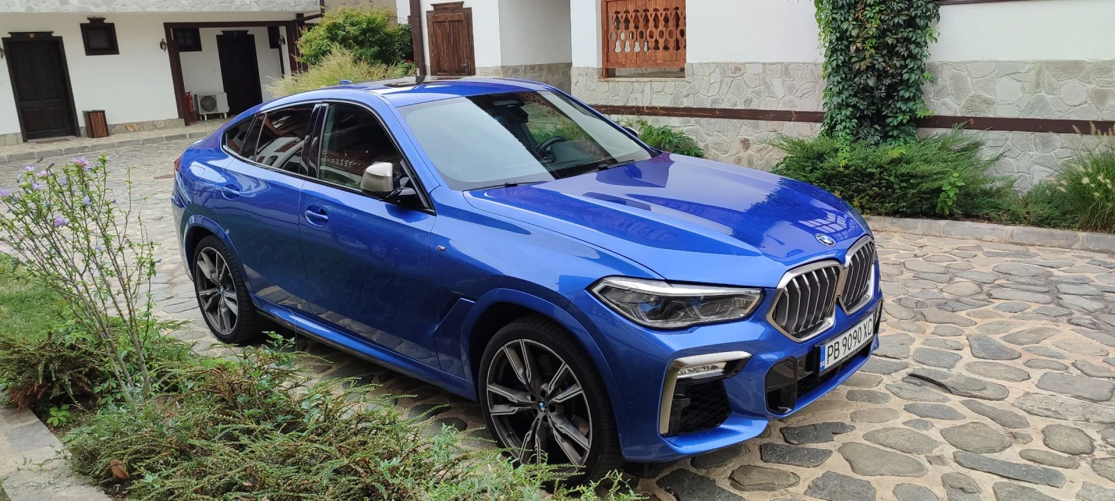 BMW X6 М50D, снимка 3 - Автомобили и джипове - 54660528