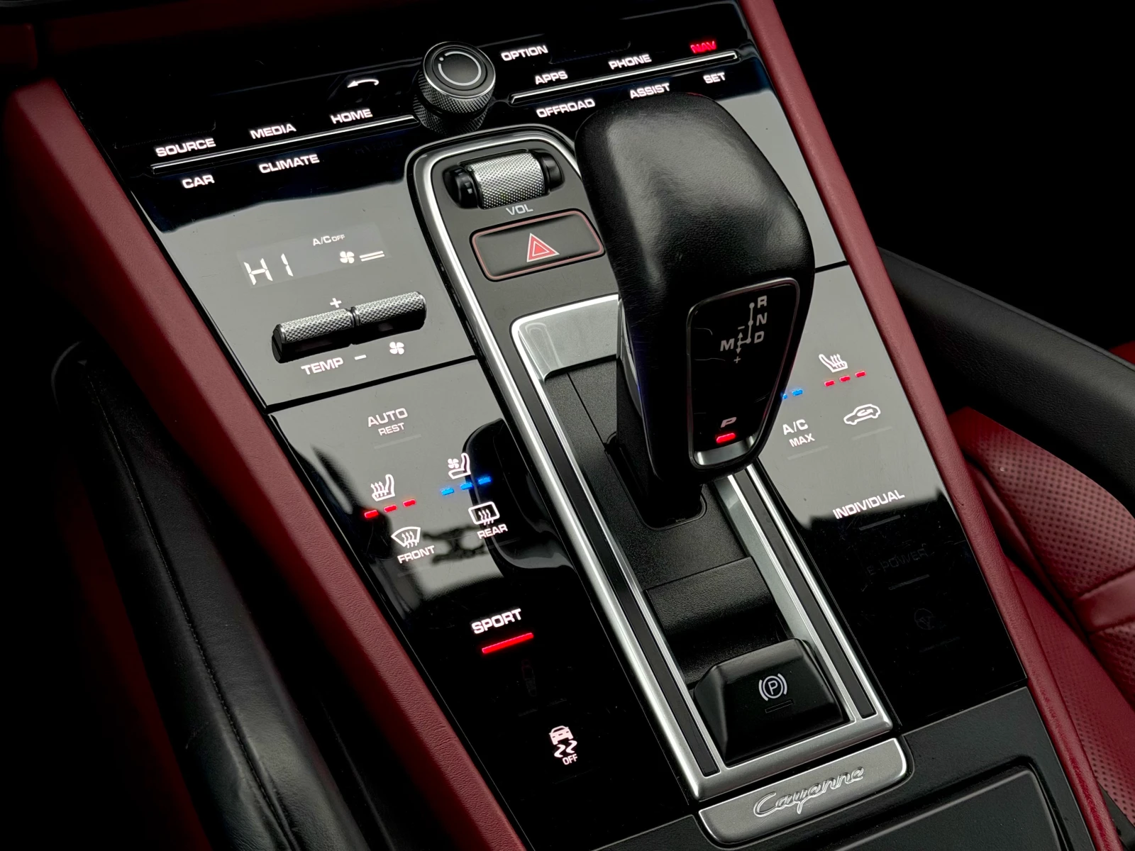 Porsche Cayenne BOSE* CARBON* PREMIUM PLUS PACKAGE* , снимка 9 - Автомобили и джипове - 54709422