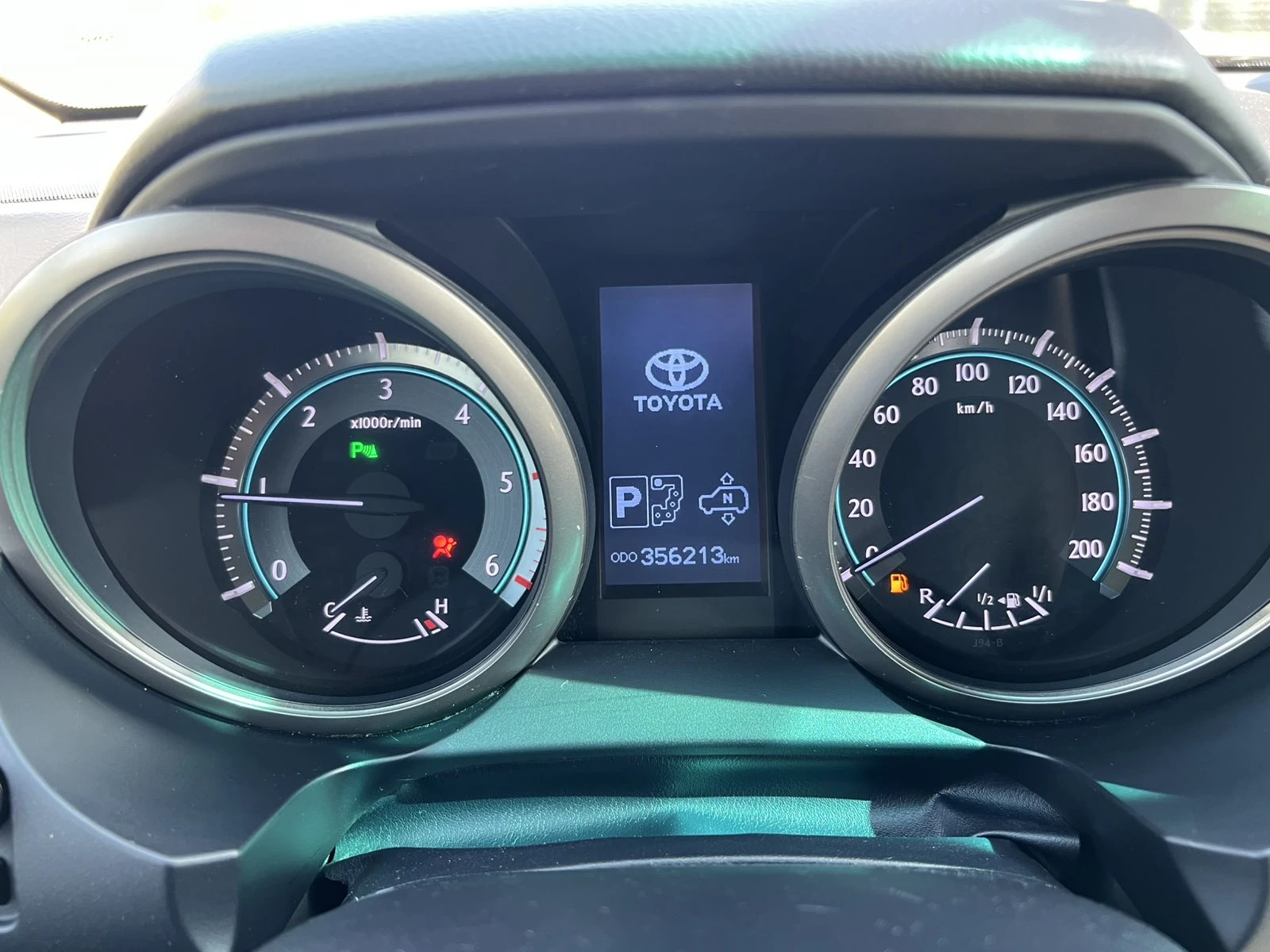 Toyota Land cruiser 150 3.0D Luxury, снимка 15 - Автомобили и джипове - 54835532
