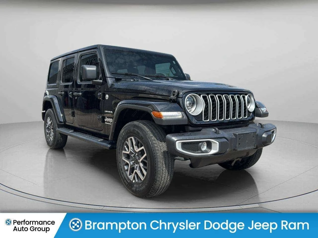 Jeep Wrangler * Sahara * ALPINE AUDIO* ADAPT CRUISE* BLIND SPOT*, снимка 3 - Автомобили и джипове - 54957534