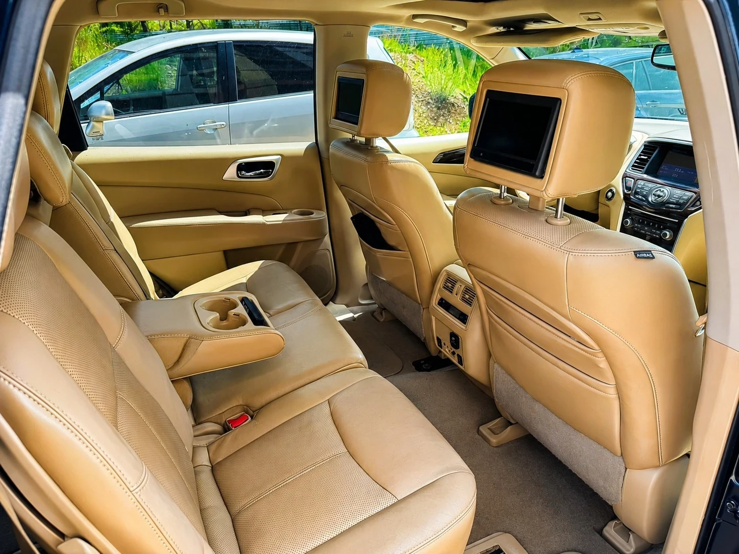 Nissan Pathfinder, снимка 6 - Автомобили и джипове - 55087846