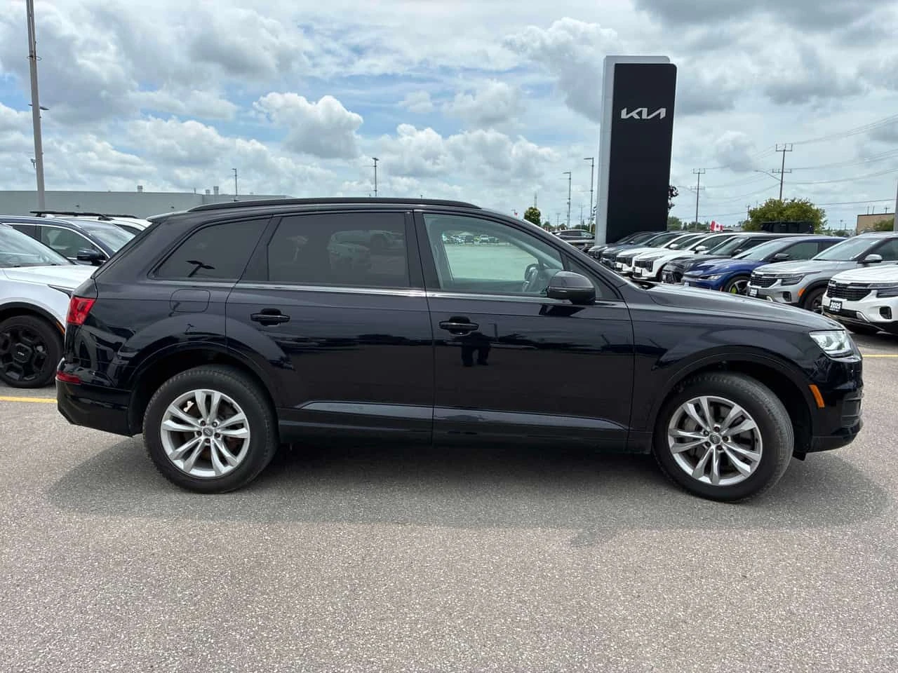 Audi Q7 | Progressiv | ОБХДУХВАНЕ | ПАНОРАМА | CARFAX | , снимка 3 - Автомобили и джипове - 55094578