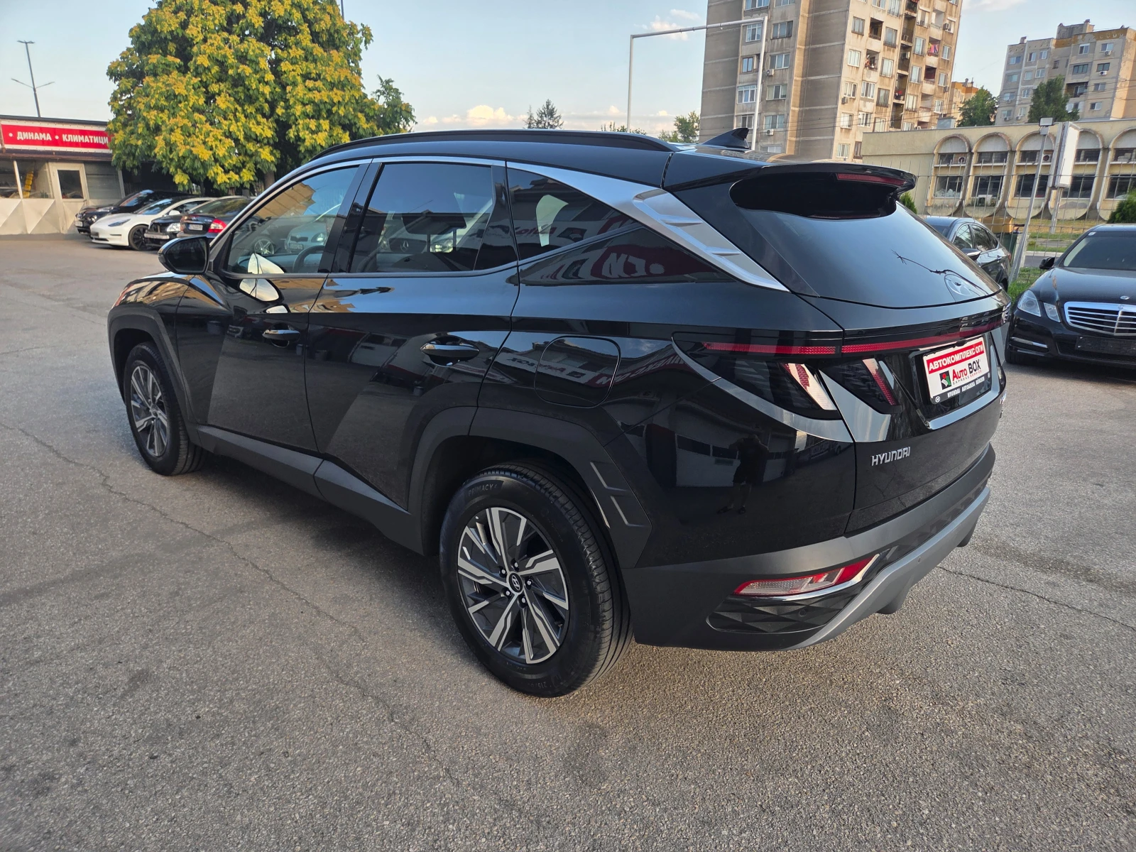 Hyundai Tucson 1.6 T-GDi Hybrid (230hp) Trend/AT/Navi/Камерa, снимка 3 - Автомобили и джипове - 55364705