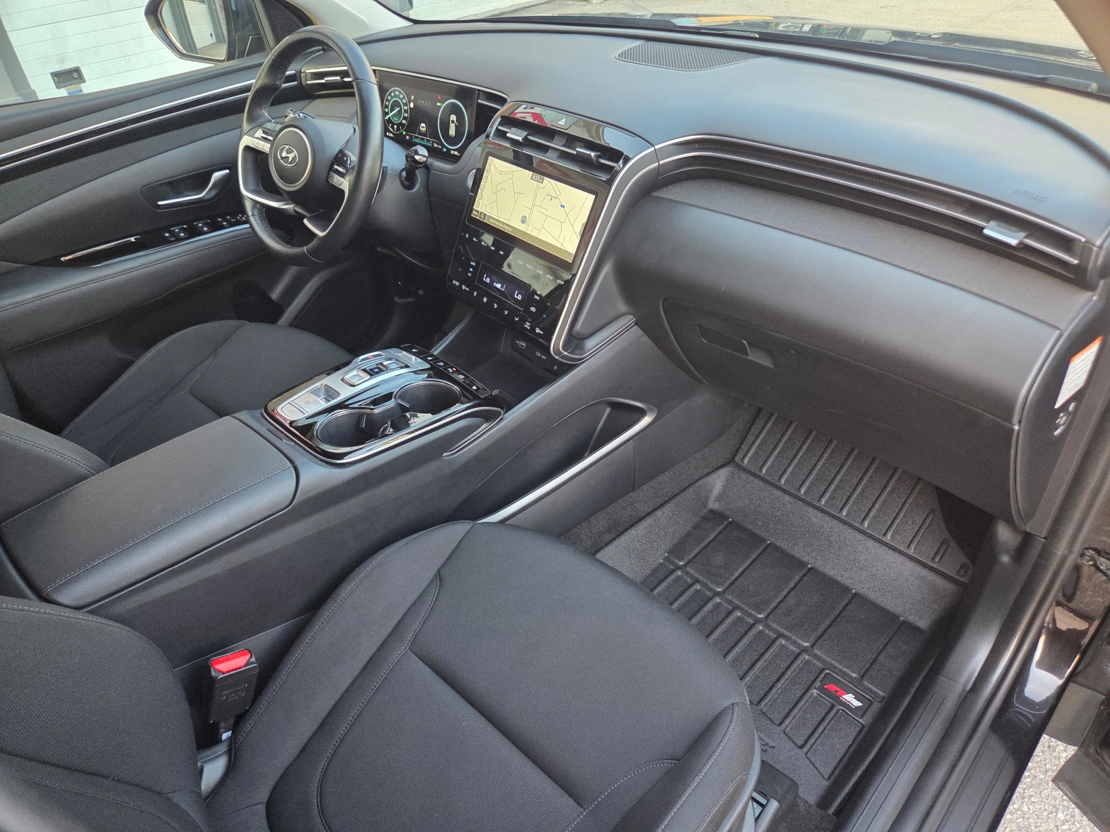 Hyundai Tucson 1.6 T-GDi Hybrid (230hp) Trend/AT/Navi/Камерa, снимка 14 - Автомобили и джипове - 55364705