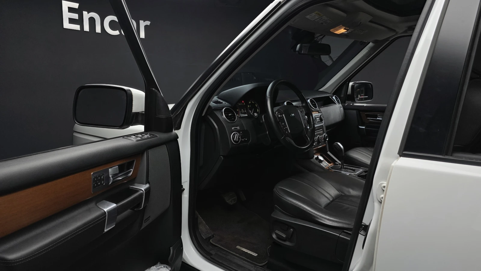 Land Rover Discovery 3.0 SDV6* ЛЮК* КРАЙНА ЦЕНА, снимка 10 - Автомобили и джипове - 55496164