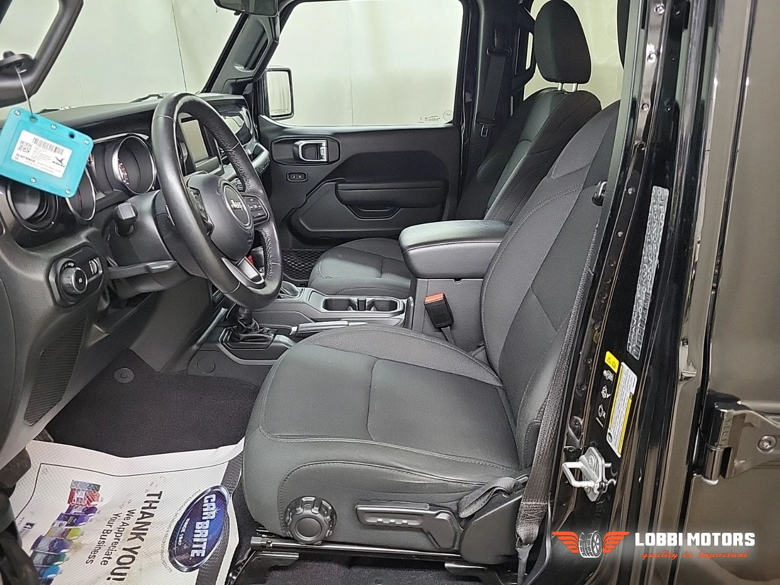 Jeep Wrangler, снимка 3 - Автомобили и джипове - 55928342