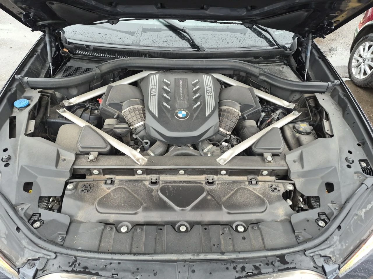 BMW X6 M50I, снимка 17 - Автомобили и джипове - 55953878