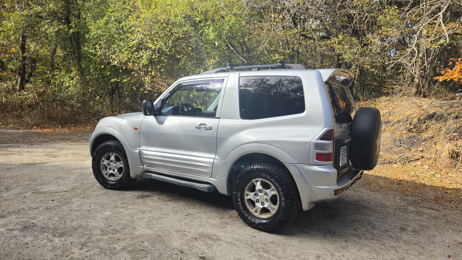 Mitsubishi Pajero 3.2did Super Select, къса база