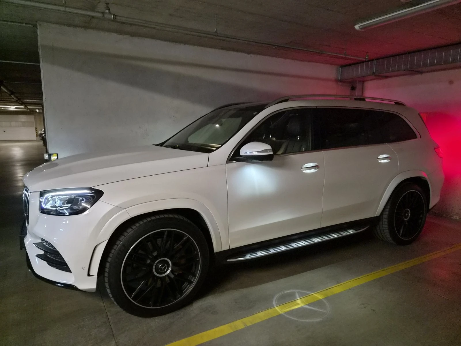 Mercedes-Benz GLS580, снимка 4 - Автомобили и джипове - 56741883