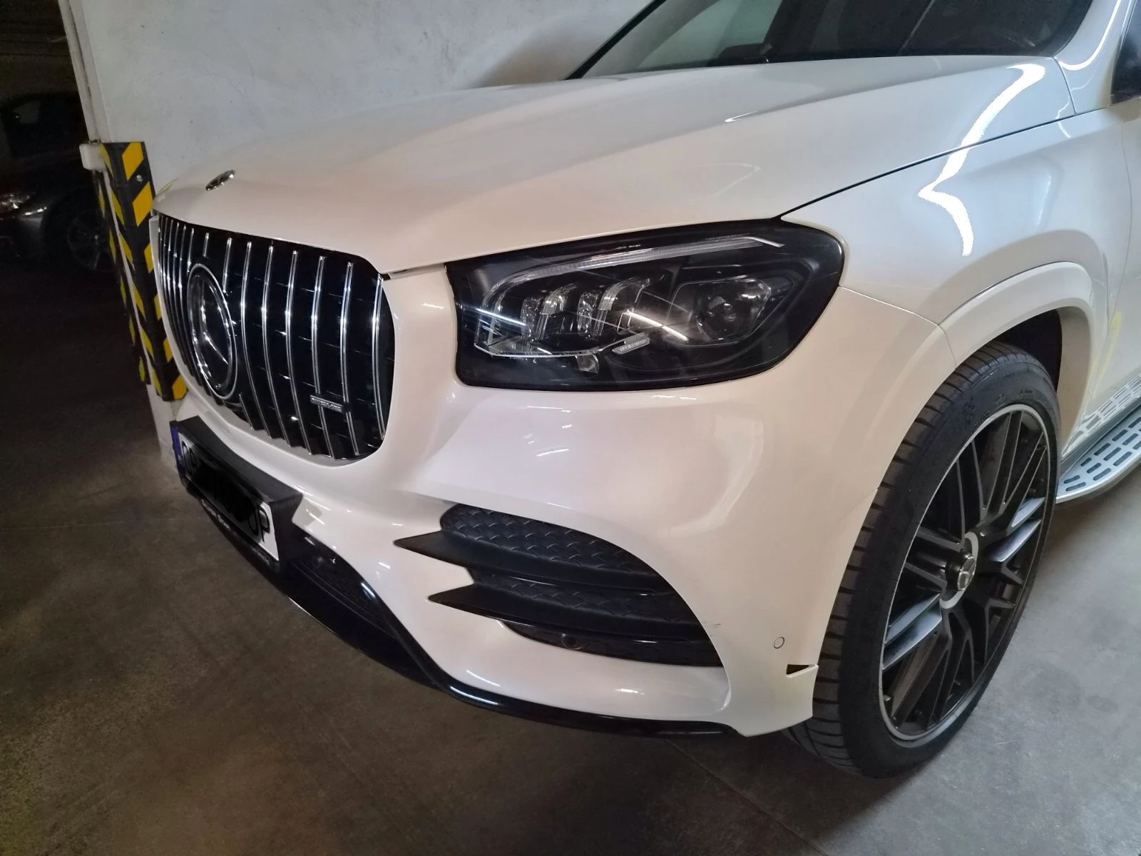 Mercedes-Benz GLS580, снимка 3 - Автомобили и джипове - 56741883