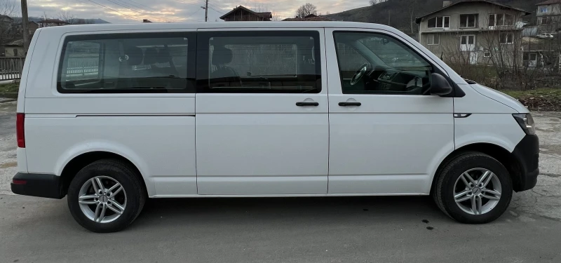VW Caravelle, снимка 7 - Бусове и автобуси - 53395134