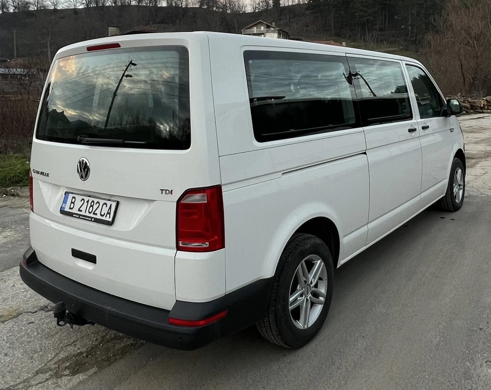 VW Caravelle  - изображение 6