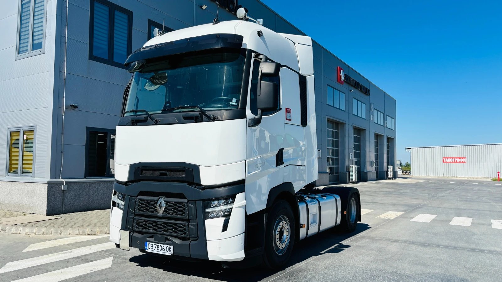 Renault T * 520* ЛИЗИНГ НА НОВИ ФИРМИ* , снимка 3 - Камиони - 56125458