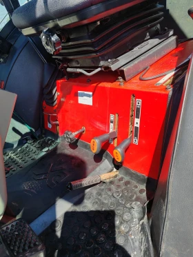 Трактор Kubota, снимка 9