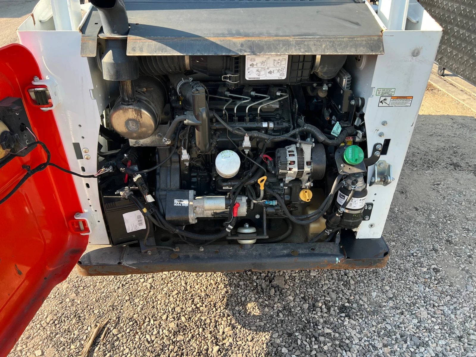Мини челни товарачи Bobcat S570, снимка 5 - Индустриална техника - 55902361