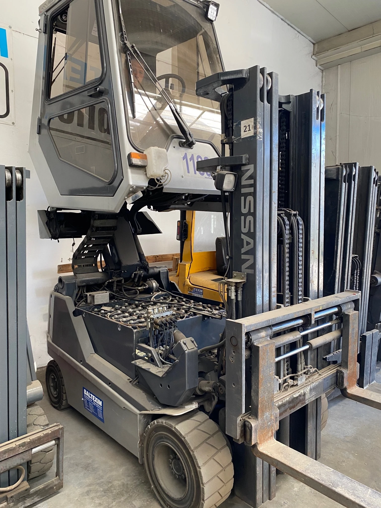  Nissan   | Mobile.bg   11