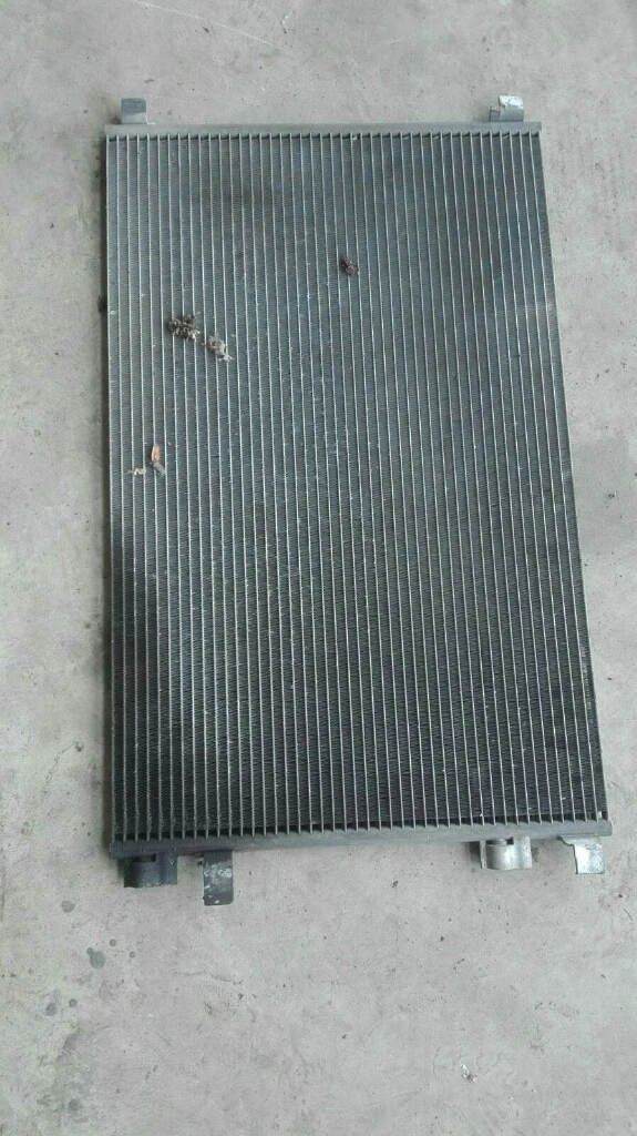 радиатор климатик Рено Меган 1.9дци (климатичен)