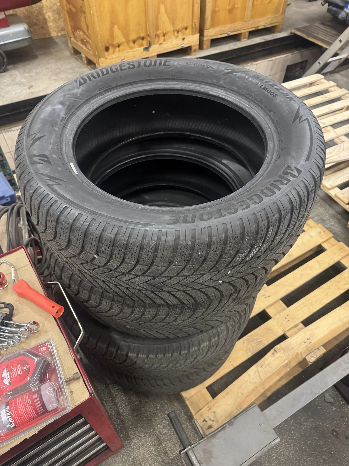Гуми Зимни 265/55R19