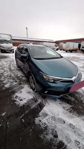Toyota Auris Hybrid , снимка 1