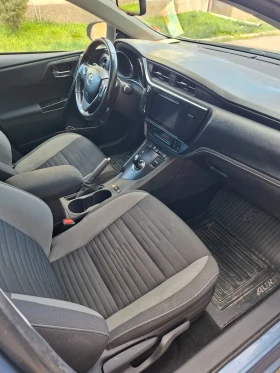 Toyota Auris Hybrid  | Auto.bg — изображение 9