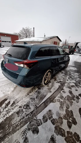 Toyota Auris Hybrid , снимка 3
