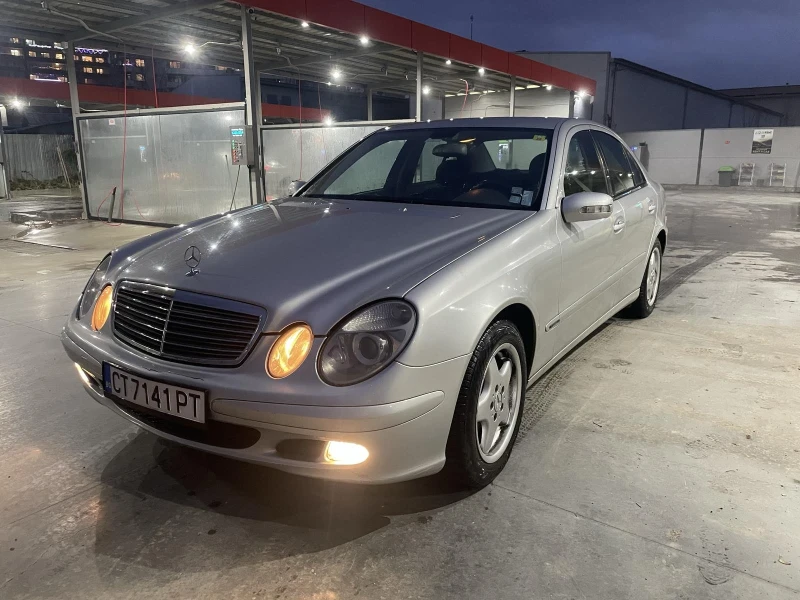 Mercedes-Benz E 220, снимка 2 - Автомобили и джипове - 48180816