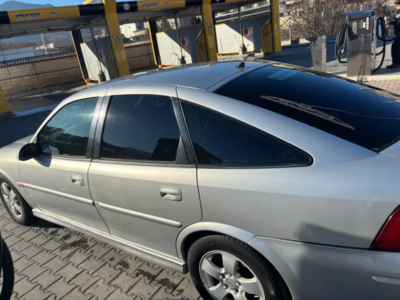 Opel Vectra, снимка 4 - Автомобили и джипове - 48381424