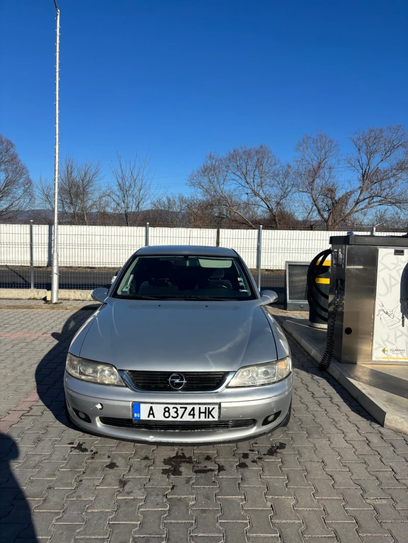 Opel Vectra, снимка 1 - Автомобили и джипове - 48381424